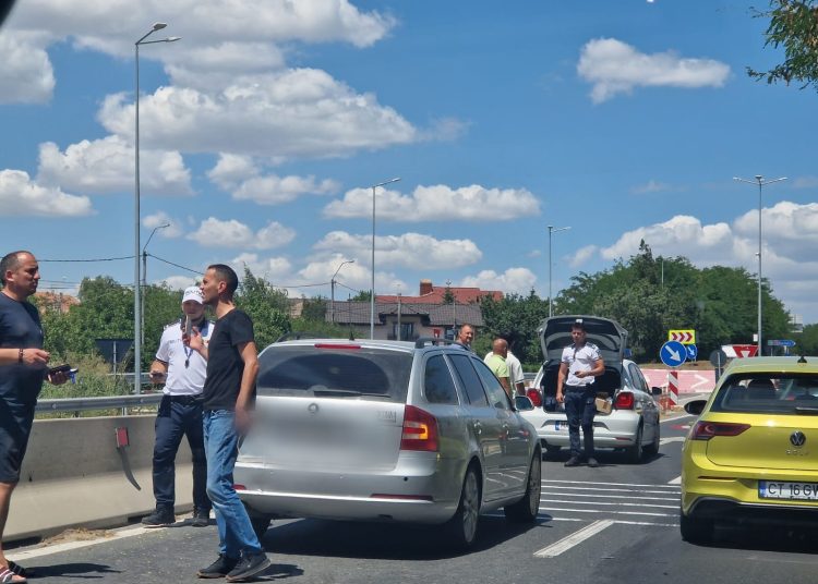 accident rutier in comuna agigea au fost implicate trei autoturisme 66cb1e4e3b08a