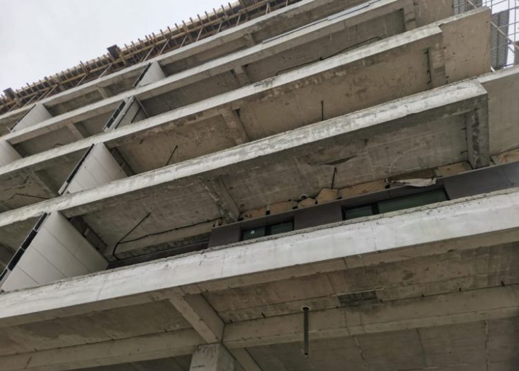 asociatul lui mazare junior tot vrea sa construiasca in mamaia un complex cu 15 etaje 66c7a5ad842d8