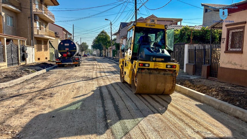 atentie se asfalteaza pe strada alexandru cel bun constanta traficul este restrictionat total 66b9added1002