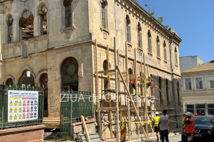 au inceput lucrarile de reabilitare a sinagogii din peninsula deja s au montat schelele video galerie foto 66c5cfa21530f