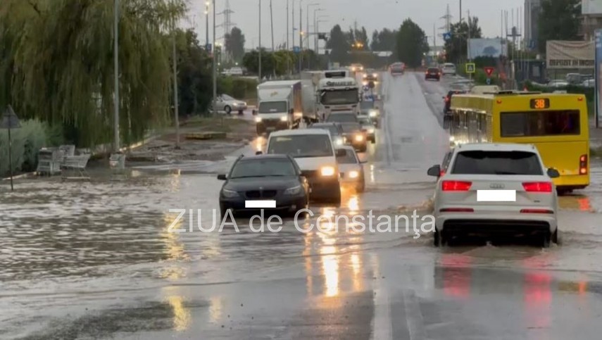 circulatie dificila pe bulevardul aurel vlaicu din constanta din cauza ploii fotovideo 66d2aa12cef36