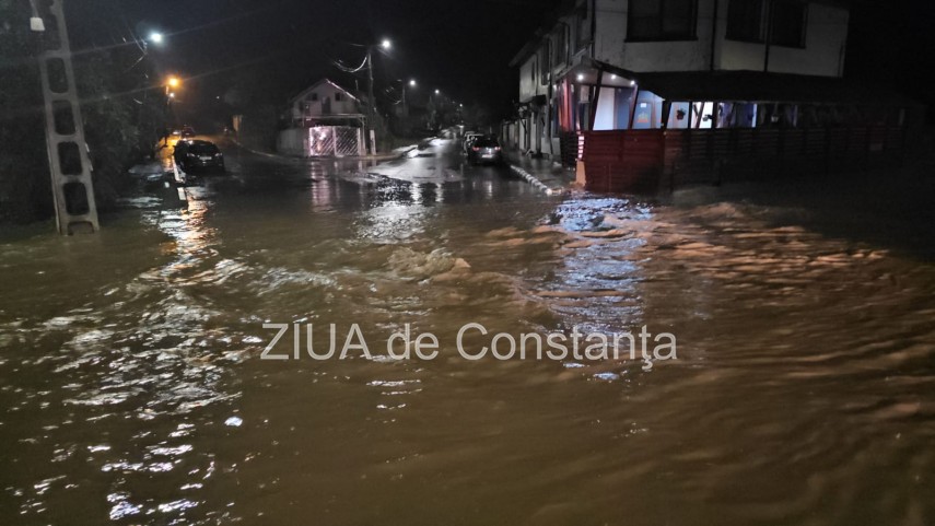 fenomene meteorologice periculoase la constanta salvatorii sunt si raman in continuare la datorie 66d30fc43dd26