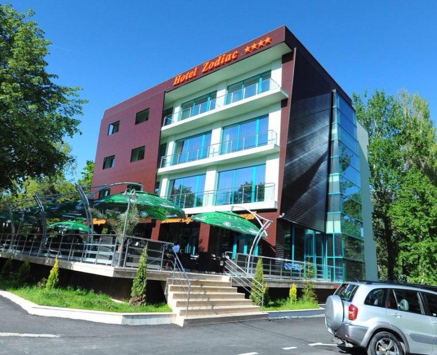 hotelul zodiac inca de vanzare proprietarul nu scade pretul 66b1509118bbb