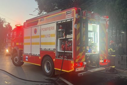 incendiu la o casa nelocuita pe bulevardul lapusneanu intervin pompierii 66d1b9e70f347