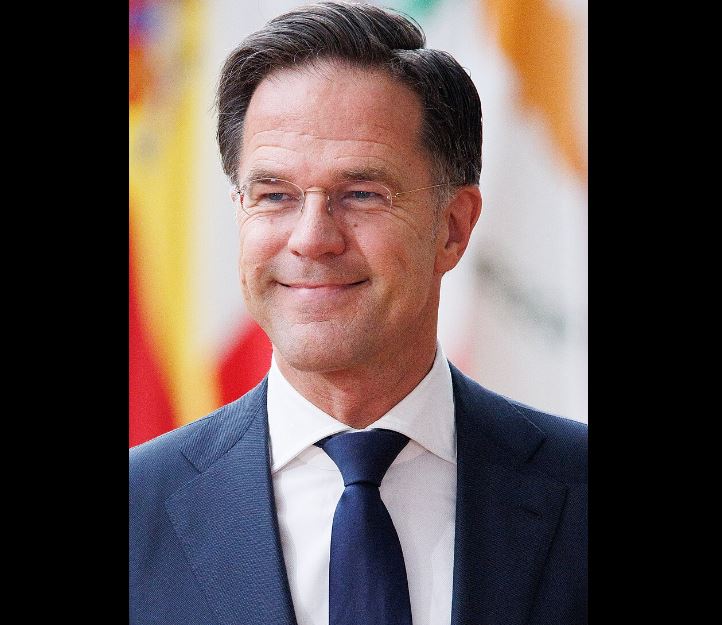 mark rutte isi cauta adjunct la nato pentru a l inlocui pe mircea geoana 66be06357d768