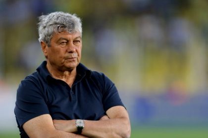 mircea lucescu a fost instalat oficial ca antrenor al nationalei de fotbal a romaniei 66b3e4ffea35a