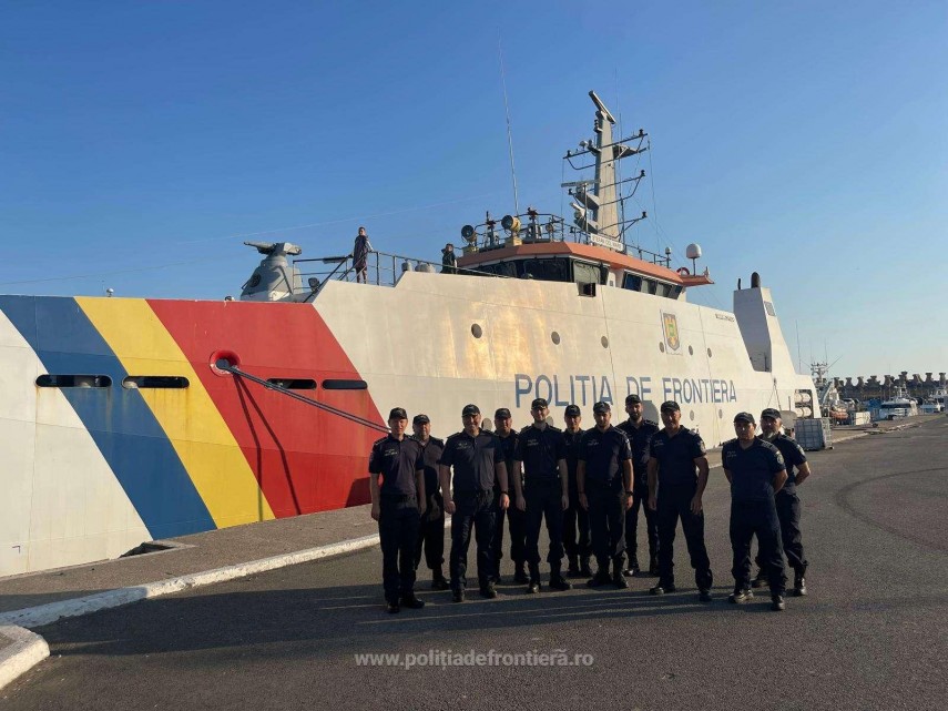 politistii de frontiera din cadrul garzii de coasta alaturi de marinari de ziua marinei galerie foto 66bdef9822cfd