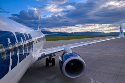 tarom a inceput sa si anuleze cursele din tara pentru ca nu mai are avioane 66c334b45db5c