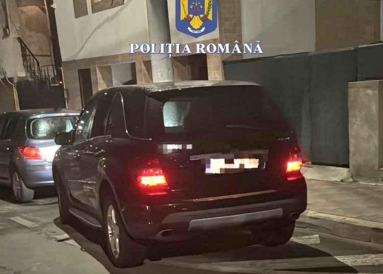 urmarire in trafic la mangalia un sofer nu a oprit la semnalele politistilor si a incercat sa si abandoneze masina testul antidrog a iesit pozitiv 66ced6dd555a4