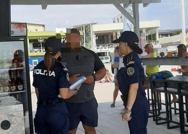 agentii economici de pe litoral verificati din nou de politisti au fost aplicate din nou amenzi 66d44848b97f3