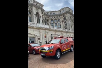 alerta la palatul parlamentului cladirea ar fi fost evacuata video 66e967d916130