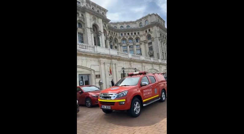 alerta la palatul parlamentului cladirea ar fi fost evacuata video 66e967d916130