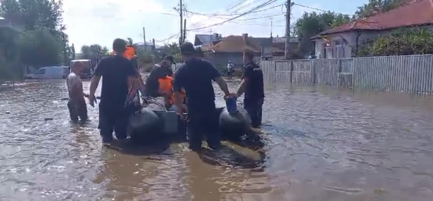 avertizari de vreme rea in romania autoritatile in alerta mai multe persoane din zone vulnerabile evacuate 66f94b4f88148