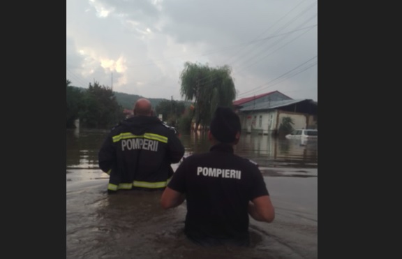 bilantul inundatiilor 28 de localitati afectate patru persoane decedate si doua disparute 66e6a68a7a32d