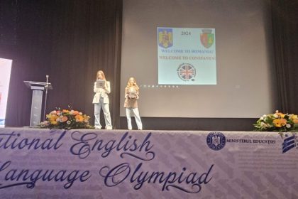 doua sute de elevi din 15 tari participa la olimpiada de limba engleza din constanta sorin mihai le doresc succes si experiente minunate la malul marii negre 66d6a225a8443