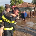 patru persoane au murit in urma inundatiilor a plouat in cateva ore de trei ori mai mult decat media lunii septembrie 66e54a7256d35