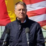 presedintele iohannis l a decorat cu ordinul national pentru merit in grad de cavaler pe cel care l a comparat cu hitler 66f1255888194