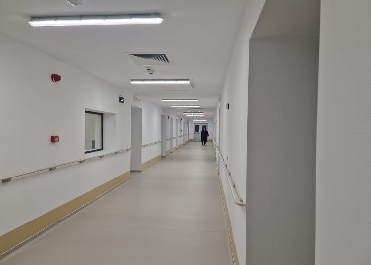 spital inchis din cauza lipsei medicilor localnicii sunt nevoiti sa mearga 100 de km pana la cea mai apropiata unitate 66d9697e52e75