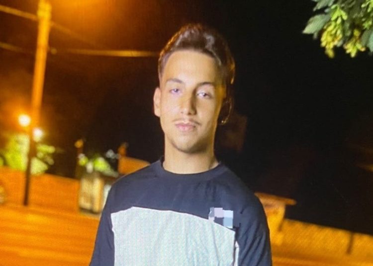 un adolescent din constanta a disparut daca il vedeti sunati la 112 66d4323d5accb