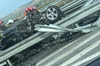 un sofer a murit pe loc dupa ce masina pe care o conducea s a izbit de parapetul metalic pe autostrada a3 66e42c93ab570