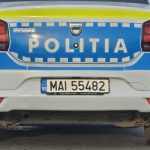 un sofer posibil drogat a intrat cu masina in gard in localitatea ion corvin 66f7e1698629a