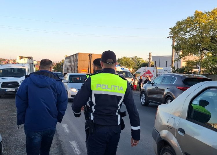 urmarire in trafic la constanta a refuzat sa opreasca la semnalele politistilor a fugit si a facut accident totul pentru a evita etilotestul 66ed6334e68f8