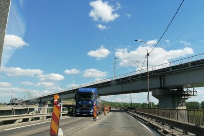 atentie soferi restrictii de trafic pe a2 in zona podului de la cernavoda pe sensul de mers catre bucuresti 671f5b062cc2a