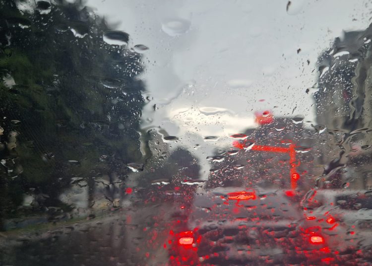 cum va fi vremea in constanta prognoza meteo pana luni 21 octombrie ploi si intensificari ale vantului pe litoral 670fba4e43bc6