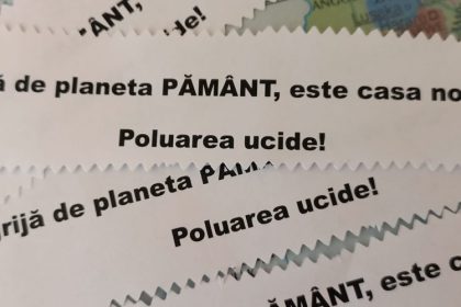 educatie ecologica navodarenii au primit fluturasi cu indemnul ai grija de planeta pamant este casa noastra poluarea ucide 671abc90c04bd