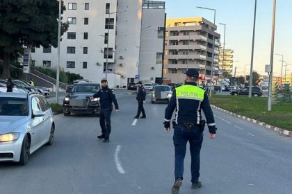 filtru in zona hanul piratilor politistii au tras pe dreapta peste 100 de vehicule 6714d4e324359