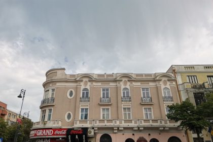 galerie foto a scazut pretul de vanzare a hotelului grand din centrul orasului constanta 671aebd8c31c4