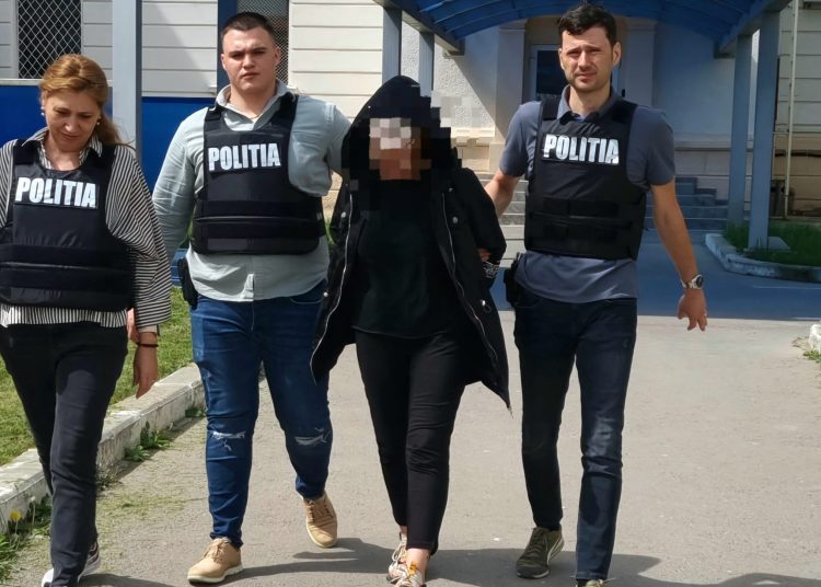 incepe judecata in cazul femeii din cumpana care si a injunghiat concubinul in piept 6722b9fbec28c