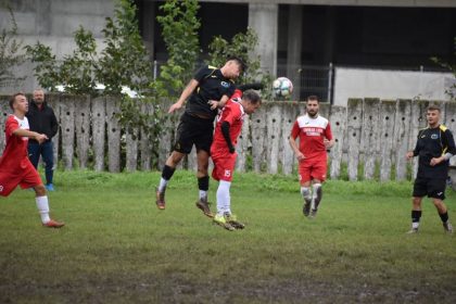 sase goluri in derby ul etapei a 11 a rezultate si clasamente seniori juniori galerie foto 670abd49a811f