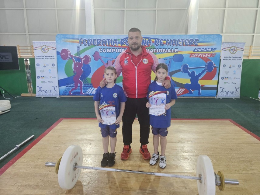 surorile adelina si gabriela petcu aplaudate din nou in concurs evolutii de succes 670f6fa91f556