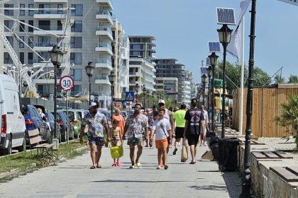 un nou aparthotel cu noua etaje langa promenada de la navodari 67181c45b977f