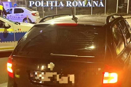 urmariri pe strazile din medgidia soferul a abandonat masina si a luat o la goana dar cu politistii pe urmele lui 6710c69bb6562