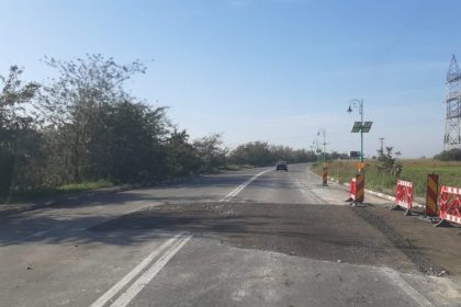 video a fost reluata circulatia intre lumina si navodari in zona unde soseaua s a surpat 66ffb834a401e