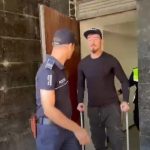 video sacalul suspectul in cazul teribilelor crime din constanta adus la tribunalul constanta vreau sa fac declaratii sunt 100 nevinovat 6703b8db7305c