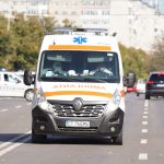 accident cu un autoturism si o ambulanta pe i c bratianu 673da7a7f3f6e