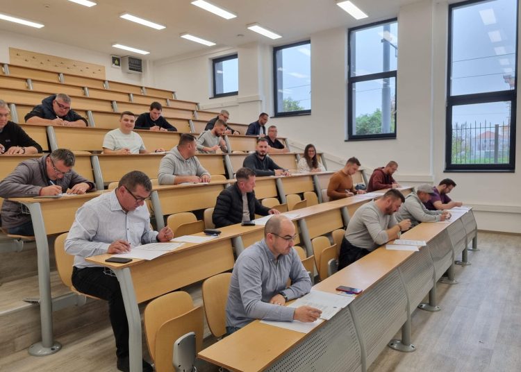 anre sesiuni de examinare la constanta si oradea peste 300 de profesionisti din domeniul gazelor naturale au sustinut examene pentru atestare 6728ec3f3a687