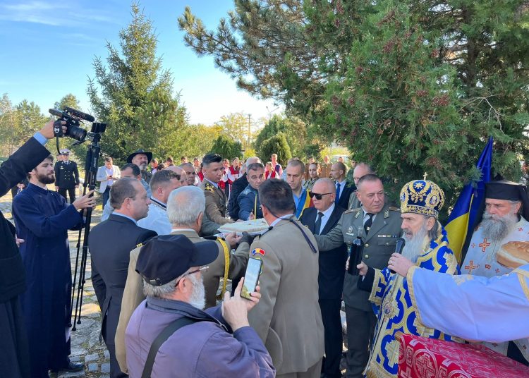 ceremonie militara si religioasa la cimitirul militar international din mircea voda 6728ef072c636