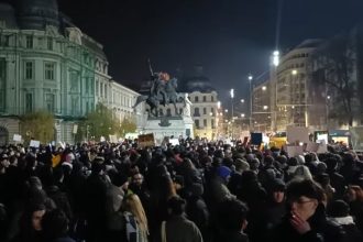 doua proteste au loc in piata universitatii si piata victoriei din bucuresti recomandarile jandarmilor 6747638ca7d21