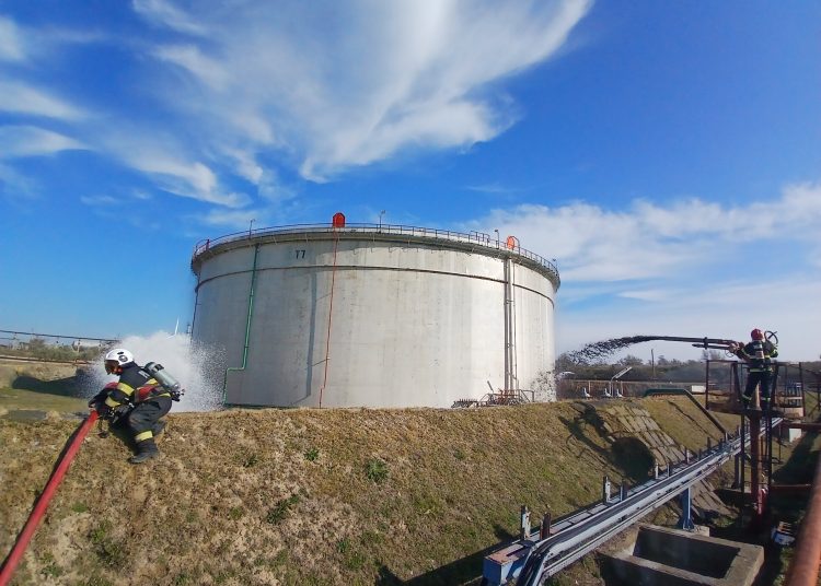 foto viteza de reactie a salvatorilor testata in cadrul unui exercitiu complex de pe platforma petromidia 673deccea2507