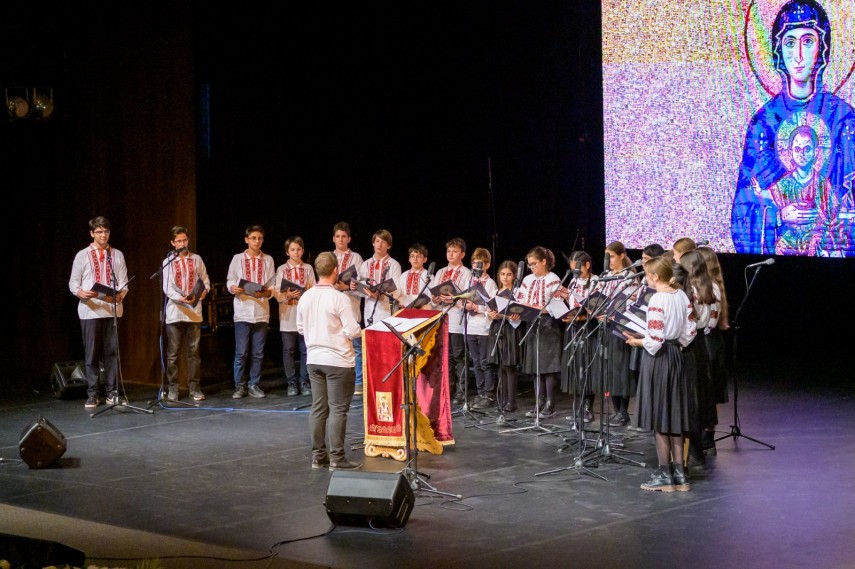 nektaria karantzi o voce reprezentativa la nivel mondial din domeniul muzicii bizantine pe scena casa de cultura din constanta galerie foto video 672c709cc0946