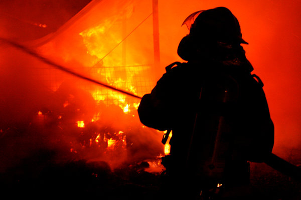 o casa a luat foc in eforie nord mai multe persoane s au autoevacuat 6741800ab67c9