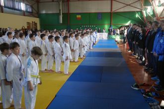 peste 150 de tineri judoka s au luptat pentru medalii la cupa centura alba galerie foto 673b36b2c99e9