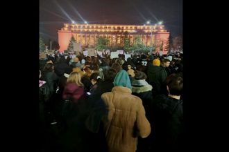 protest in piata victoriei impotriva rezultatului din primul tur al alegerilor prezidentiale 674773f0615b6