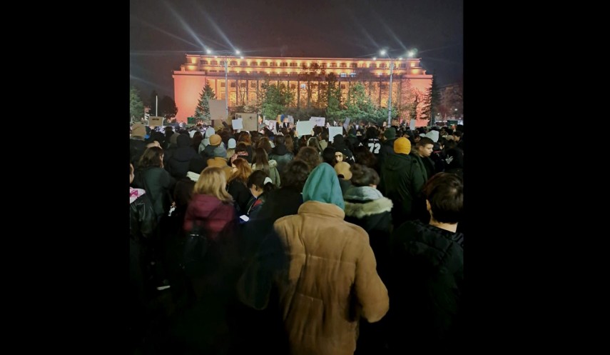 protest in piata victoriei impotriva rezultatului din primul tur al alegerilor prezidentiale 674773f0615b6