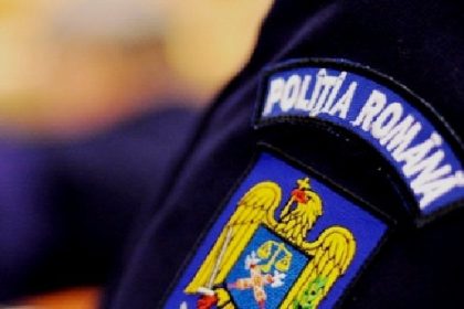 tanar din constanta urmarit international adus in tara de politisti 6746f206ddeda