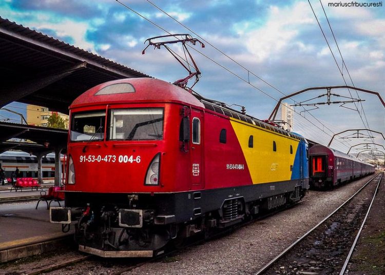 trenurile unirii vor duce romanii din toata tara la alba iulia pe 1 decembrie de ziua nationala a romaniei 673b34b7eab76